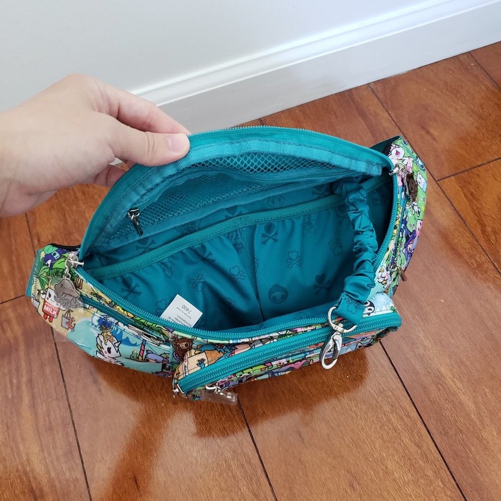Jujube x Tokidoki Be Sporty - Hipster Fanny Pack - Picture 8 of 13